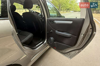 Хэтчбек Mercedes-Benz B-Class 2007 в 