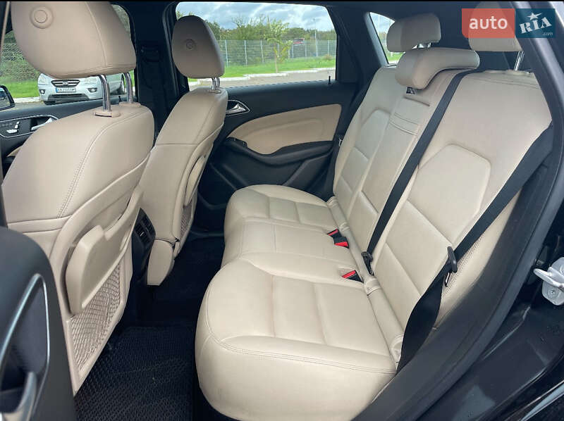 Хэтчбек Mercedes-Benz B-Class 2016 в Одессе фото 6 Хэтчбек Mercedes-Benz B-Class 2016 в Одессе
