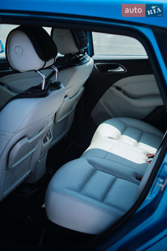 Хэтчбек Mercedes-Benz B-Class 2014 в Броварах