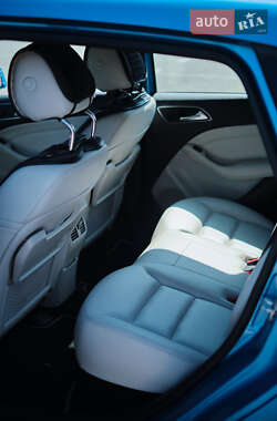 Хэтчбек Mercedes-Benz B-Class 2014 в 