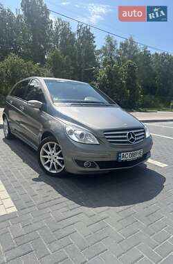 Хэтчбек Mercedes-Benz B-Class 2006 в 