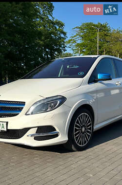 Mercedes-Benz B-Class 2015