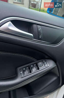 Хэтчбек Mercedes-Benz B-Class 2015 в 
