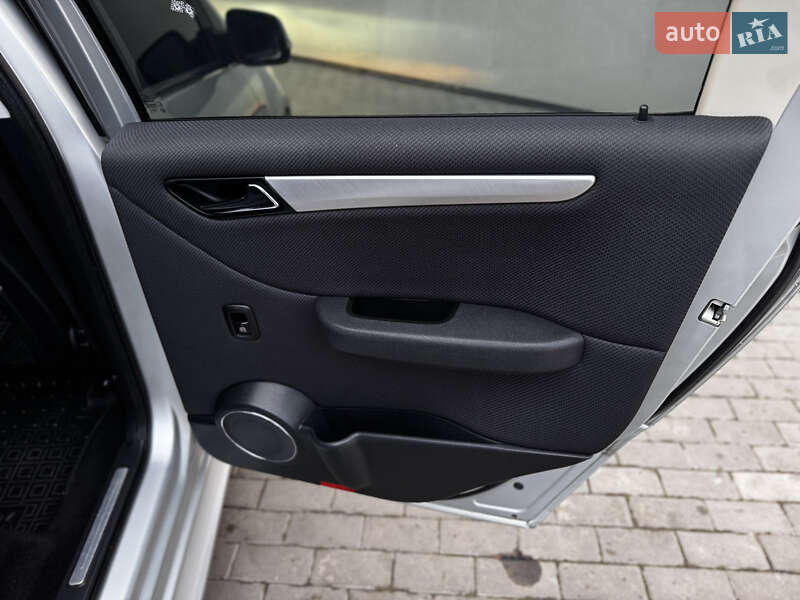 Хетчбек Mercedes-Benz B-Class 2010 в Одесі