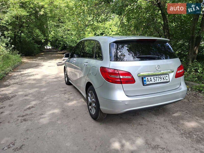 Хэтчбек Mercedes-Benz B-Class 2012 в Киеве