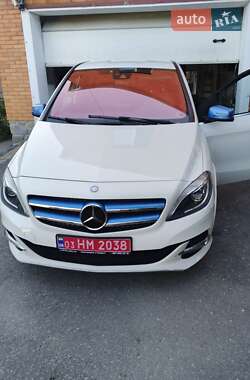Mercedes-Benz B-Class 2015 Mercedes-Benz B-Class 2015