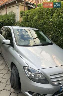 Mercedes-Benz B-Class 2014