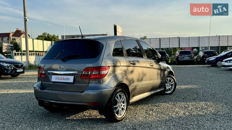 Хэтчбек Mercedes-Benz B-Class 2011 в Ивано-Франковске