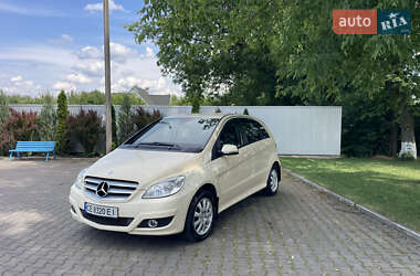 Хетчбек Mercedes-Benz B-Class 2011 в Чернівцях