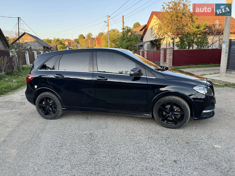Mercedes-Benz B-Class 2015