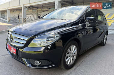 Хэтчбек Mercedes-Benz B-Class 2012 в 