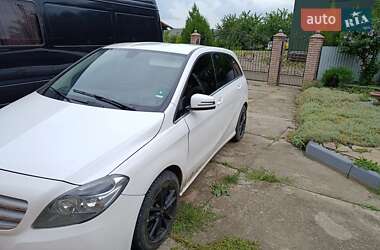 Mercedes-Benz B-Class 2012