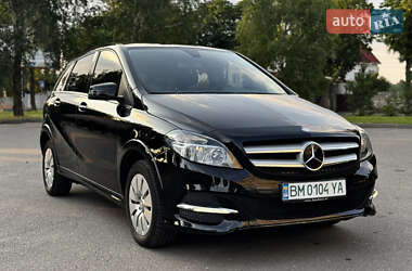 Хэтчбек Mercedes-Benz B-Class 2016 в 