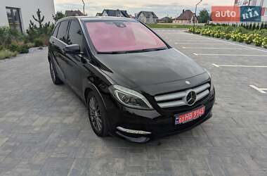Хэтчбек Mercedes-Benz B-Class 2015 в 