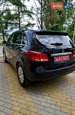 Хэтчбек Mercedes-Benz B-Class 2015 в 