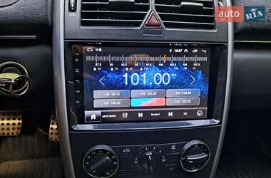 Хэтчбек Mercedes-Benz B-Class 2010 в 