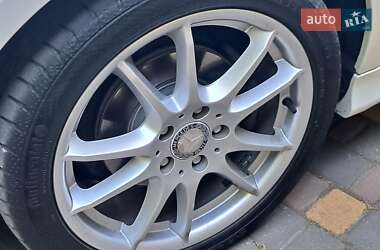 Хэтчбек Mercedes-Benz B-Class 2010 в 