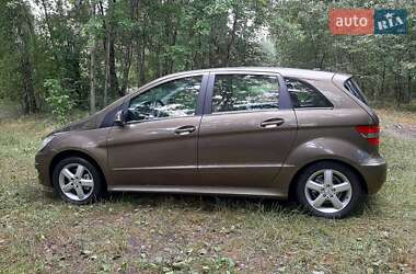 Хетчбек Mercedes-Benz B-Class 2009 в 