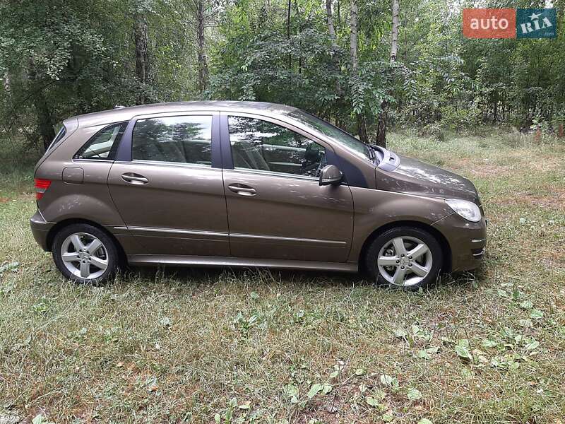 Хэтчбек Mercedes-Benz B-Class 2009 в Киеве