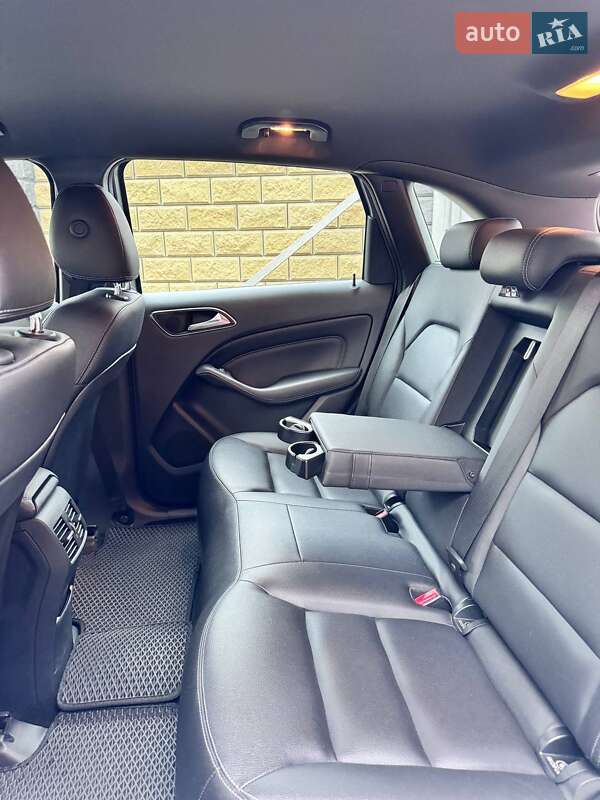 Хэтчбек Mercedes-Benz B-Class 2017 в Ровно