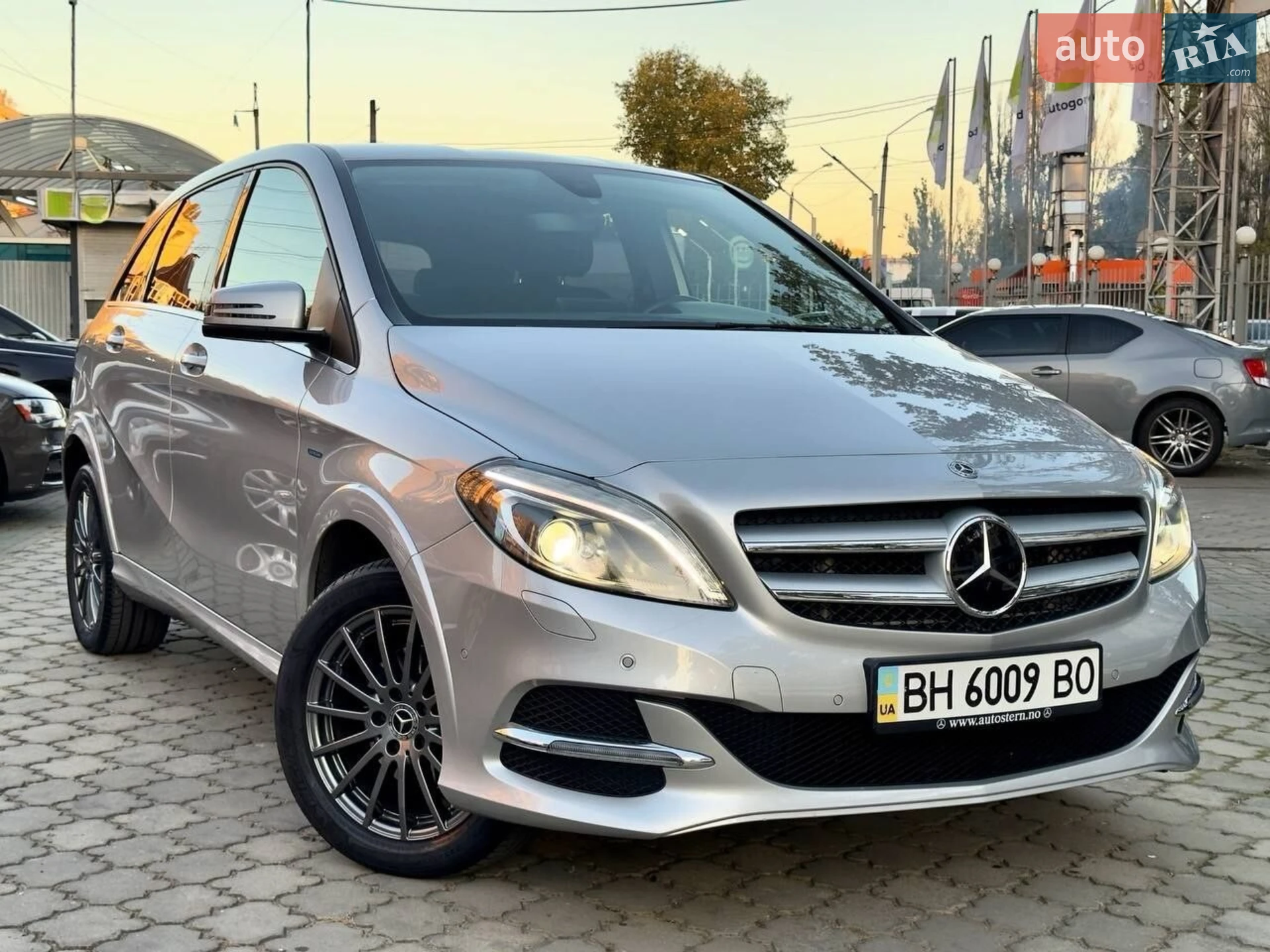 2017 Mercedes-Benz B-klasse - фото 1