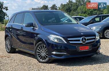 Хетчбек Mercedes-Benz B-Class 2017 в Стрию