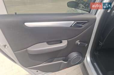 Хэтчбек Mercedes-Benz B-Class 2007 в 