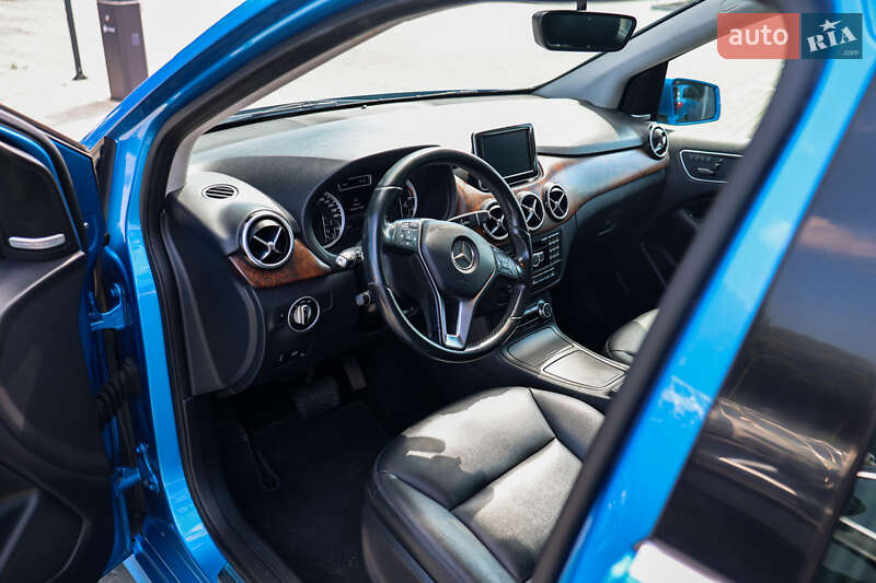 Хэтчбек Mercedes-Benz B-Class 2014 в Львове