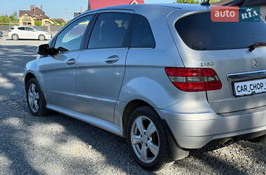 Хэтчбек Mercedes-Benz B-Class 2009 в 