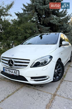 Хэтчбек Mercedes-Benz B-Class 2012 в Одессе