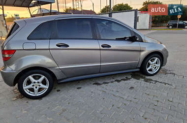 Хэтчбек Mercedes-Benz B-Class 2007 в 