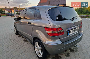 Хэтчбек Mercedes-Benz B-Class 2007 в 