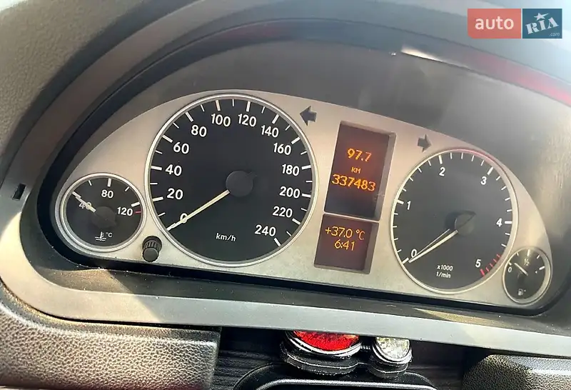 Mercedes-Benz B-Class 2010