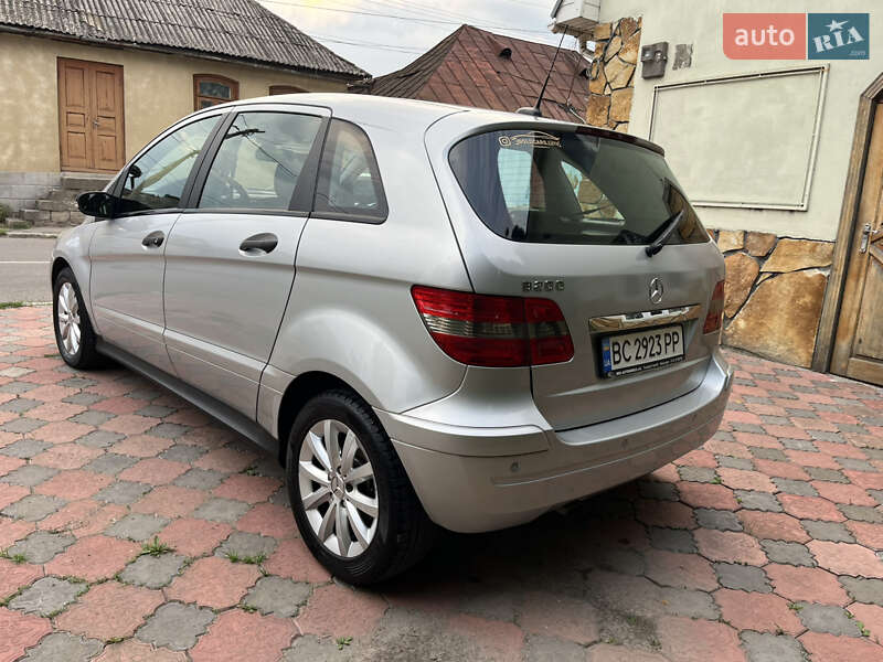 Хэтчбек Mercedes-Benz B-Class 2006 в Могилев-Подольске