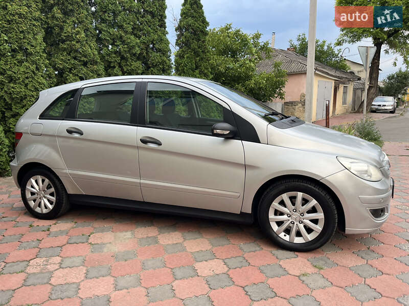 Хэтчбек Mercedes-Benz B-Class 2006 в Могилев-Подольске