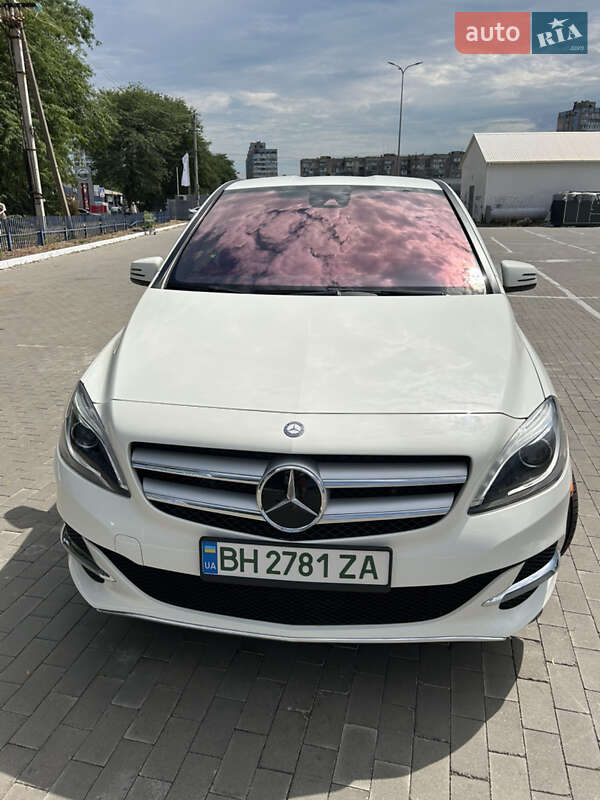 Хетчбек Mercedes-Benz B-Class 2017 в Одесі