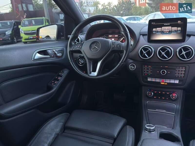 Хэтчбек Mercedes-Benz B-Class 2017 в Харькове