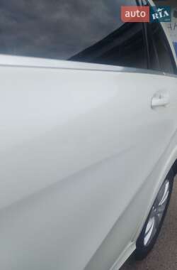 Хэтчбек Mercedes-Benz B-Class 2015 в 