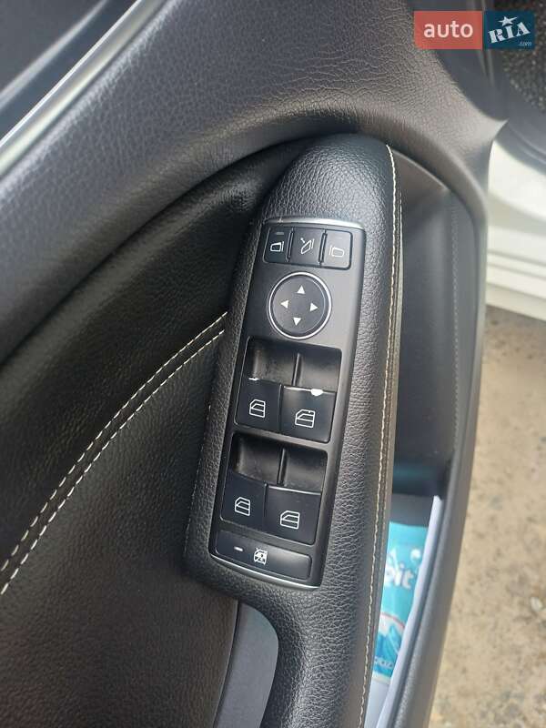 Хэтчбек Mercedes-Benz B-Class 2015 в Львове