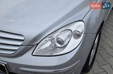 Хэтчбек Mercedes-Benz B-Class 2008 в 