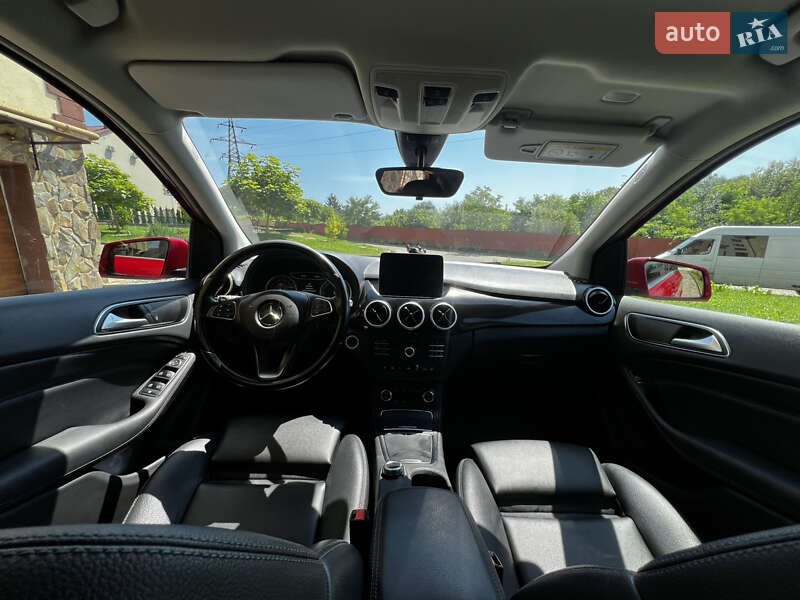 Хэтчбек Mercedes-Benz B-Class 2017 в Черновцах
