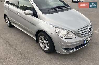 Хэтчбек Mercedes-Benz B-Class 2008 в 