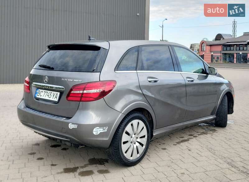 Хэтчбек Mercedes-Benz B-Class 2014 в Дрогобыче