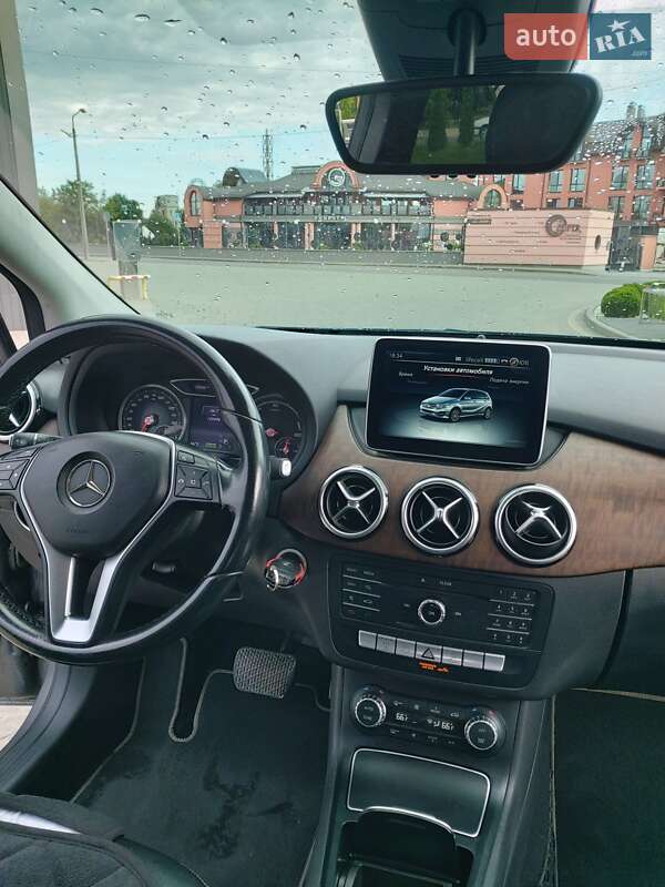 Хэтчбек Mercedes-Benz B-Class 2014 в Дрогобыче