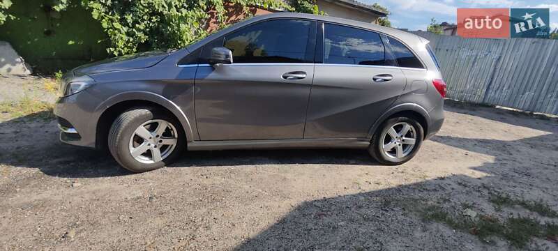 Хэтчбек Mercedes-Benz B-Class 2015 в Черкассах фото 3 Хэтчбек Mercedes-Benz B-Class 2015 в Черкассах