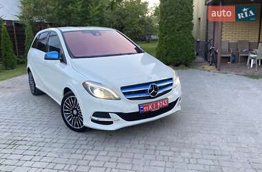 Хетчбек Mercedes-Benz B-Class 2016 в Києві