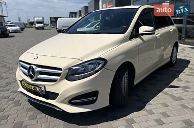 Хэтчбек Mercedes-Benz B-Class 2015 в 