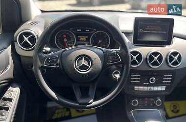 Хэтчбек Mercedes-Benz B-Class 2015 в 