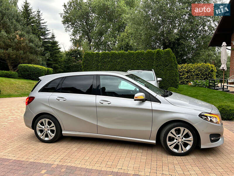 Хэтчбек Mercedes-Benz B-Class 2016 в Львове
