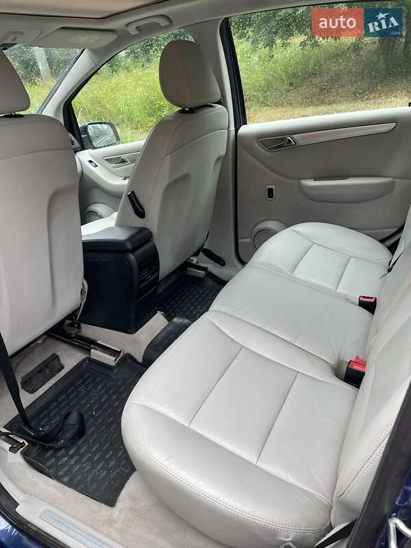 Хэтчбек Mercedes-Benz B-Class 2010 в Тернополе фото 8 Хэтчбек Mercedes-Benz B-Class 2010 в Тернополе